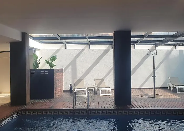 Flamingo فندق إليامبويا