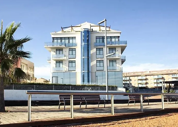 Flamingo 4*