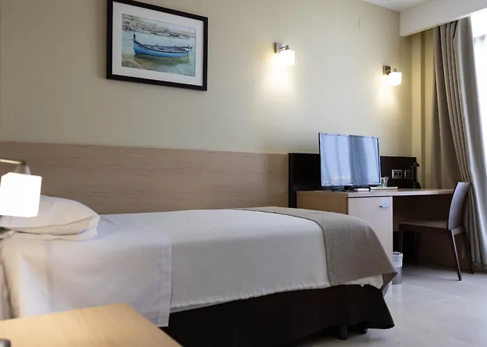 Flamingo 4*