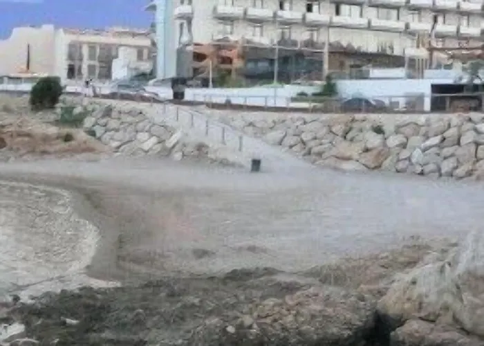 Flamingo 4* إليامبويا