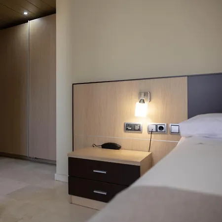 Flamingo Ξενοδοχείο 4*