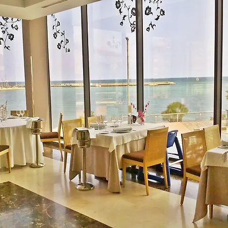 Flamingo Ξενοδοχείο 4*